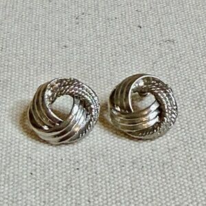 Vintage Elegant Silver Swirl Post Earrings